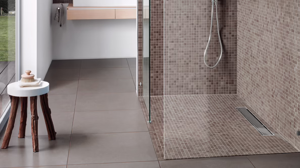 Fertig gestelltes Badezimmer