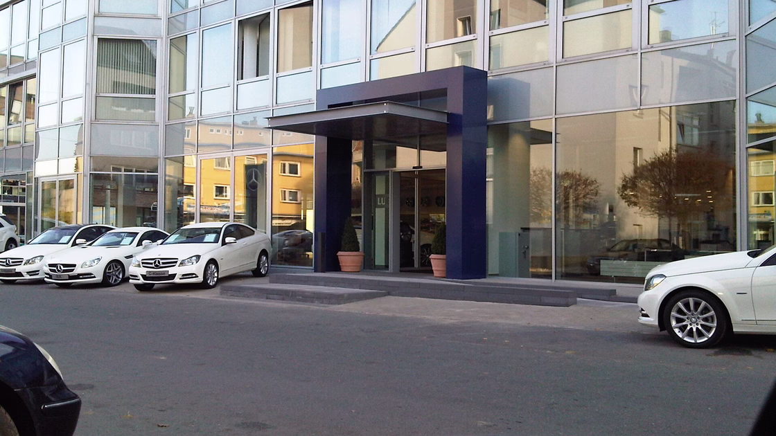 BMW Autohaus Bochum Außenansicht